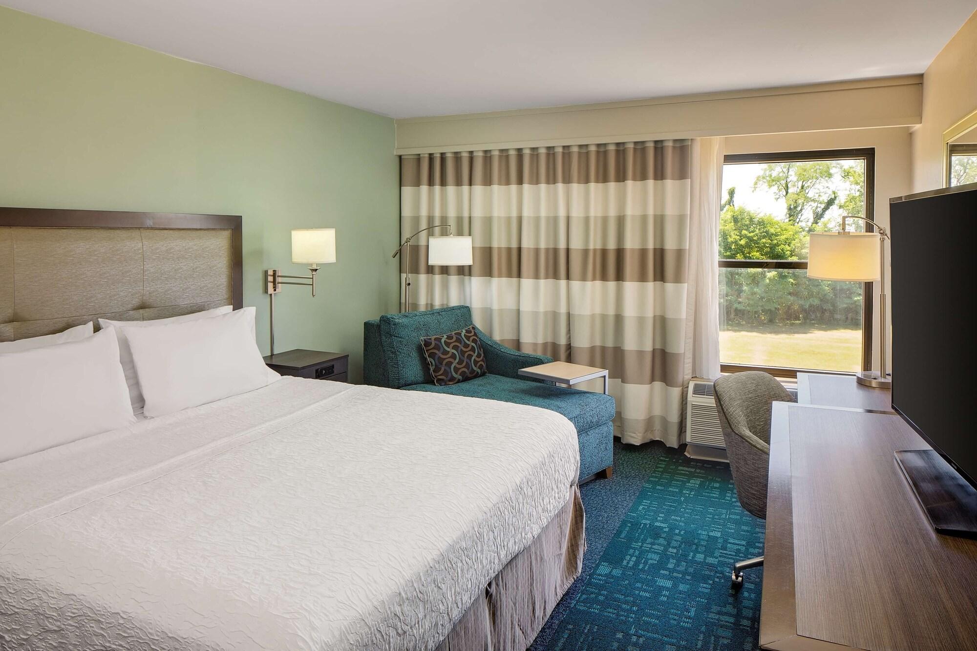 Hampton Inn & Suites Nashville-Airport Bagian luar foto