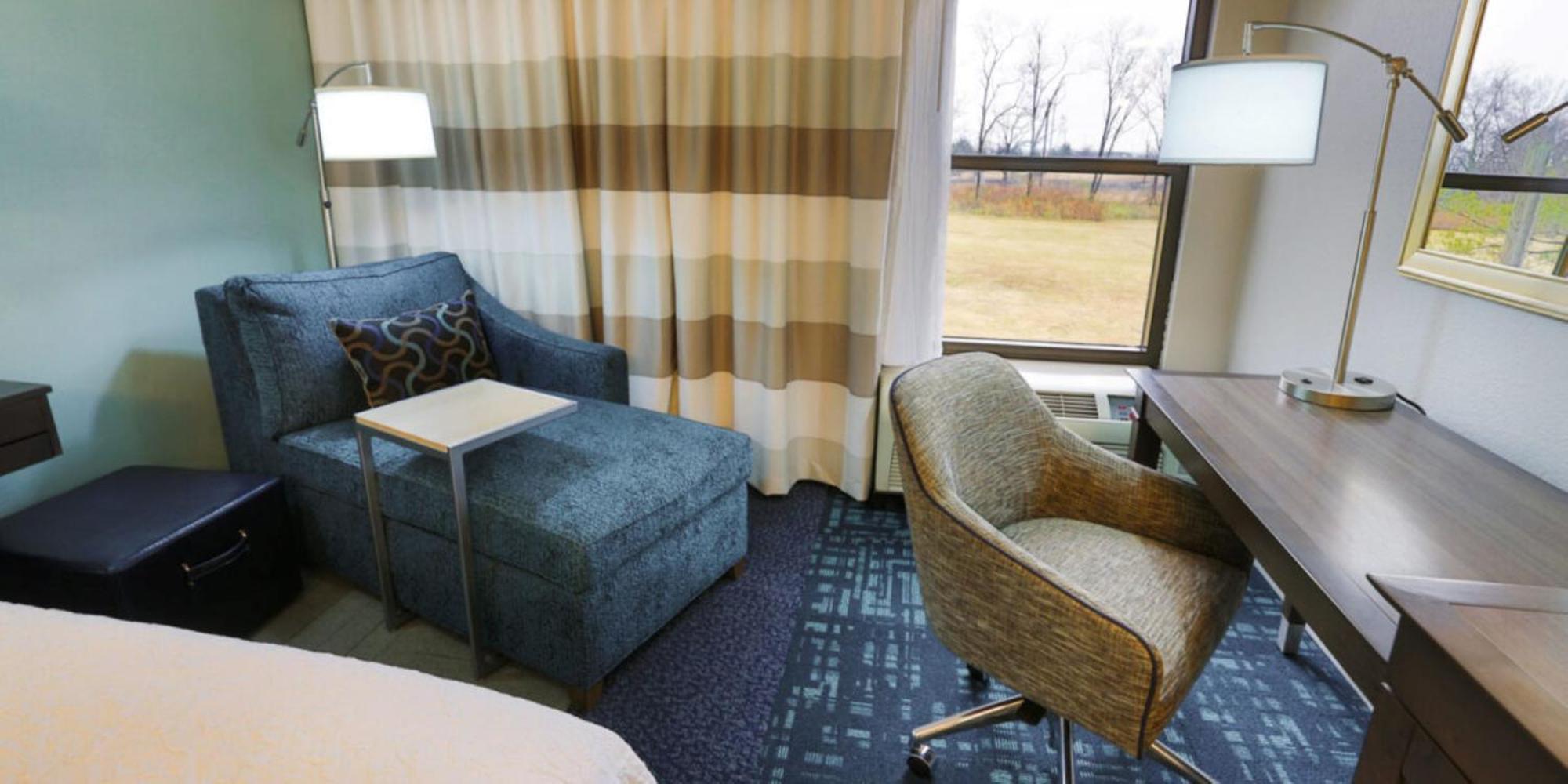 Hampton Inn & Suites Nashville-Airport Bagian luar foto