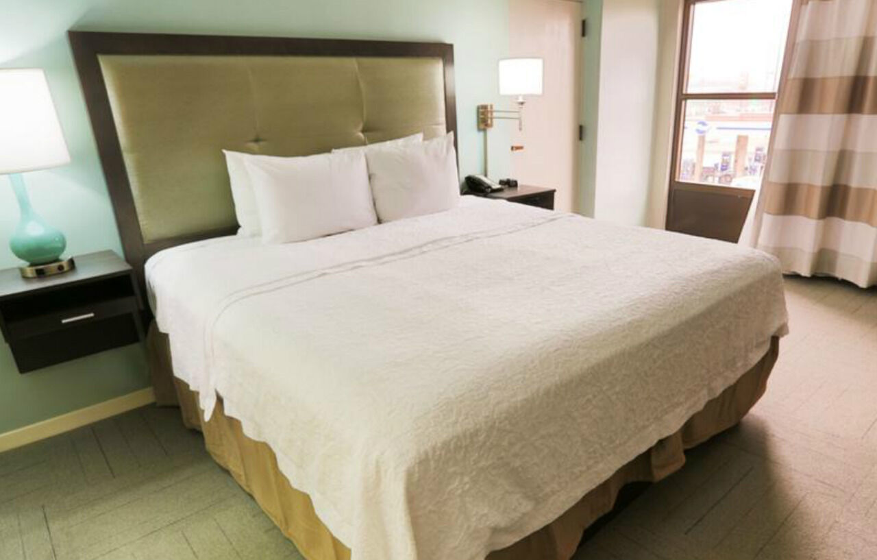 Hampton Inn & Suites Nashville-Airport Bagian luar foto